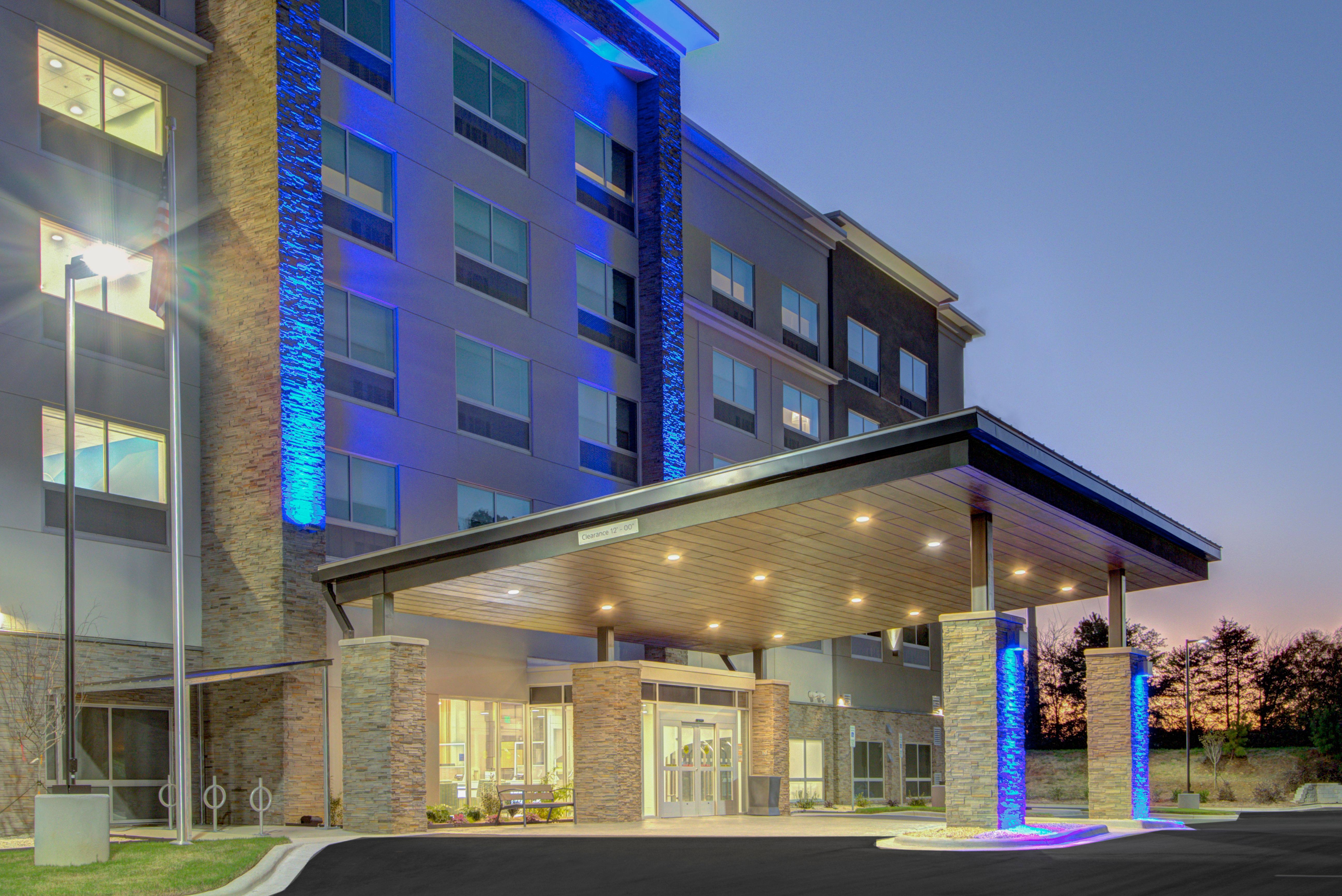 Holiday Inn Express & Suites Charlotte Southwest By Ihg Luaran gambar